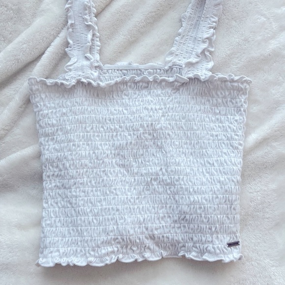 -Hollister tank - Picture 1 of 3